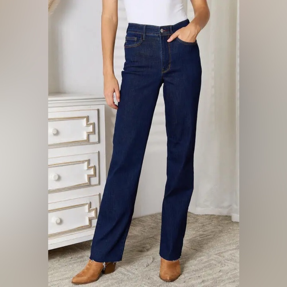 NWT Judy Blue High Waist Raw Hem Vintage & Back Darts Detail Straight Leg Jeans